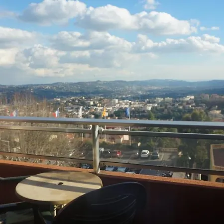 Panorama Hotel 2*
